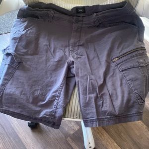 Brand new berkely jensen shorts, gray, 38W.